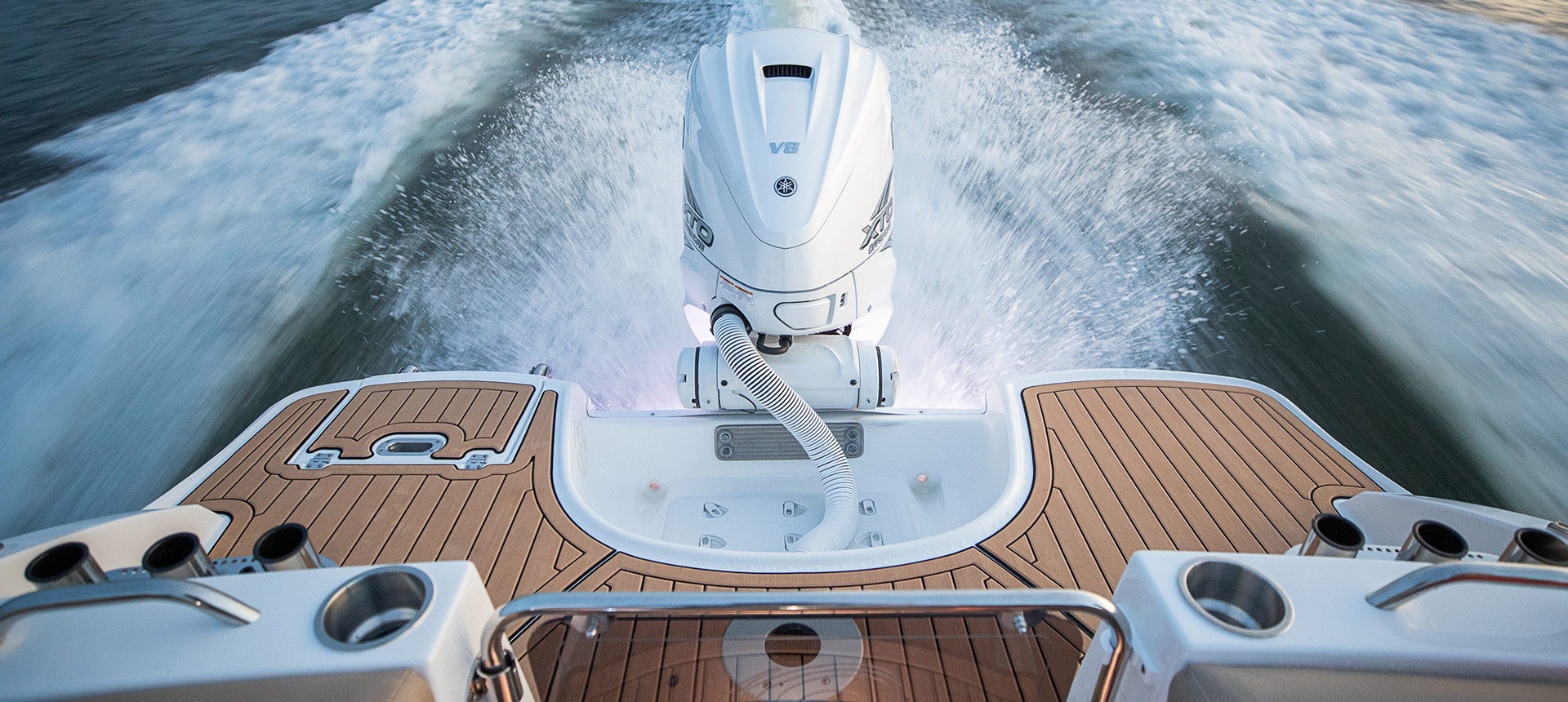 Specs Sundeck 2690 Ob Hurricane Deck Boats