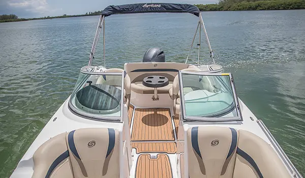 stern focused view of a hurricane sundeck 2200 DC OB deck boat