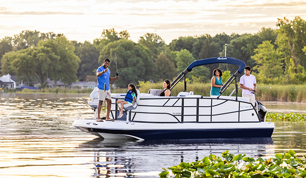 【FONTAINE】フォンティン 新品11デック Specs: FunDeck 2260 F | Hurricane Deck Boats