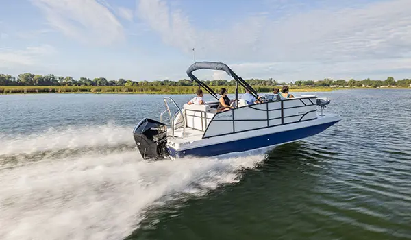 side angle of hurricane fundeck 2260 ref ob