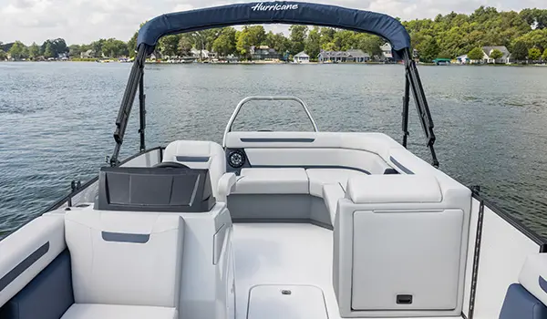 rear seating on hurricane fundeck 2260 ref ob