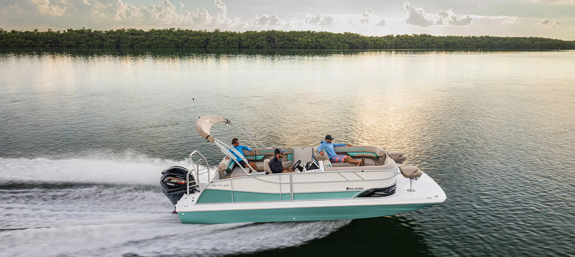 side view of a speeding hurricane fundeck 2360 ref ob