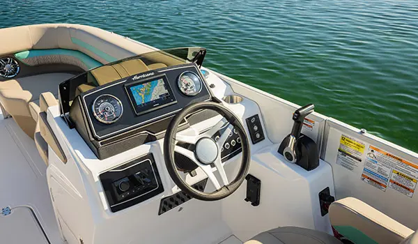 console of a hurricane fundeck 2360 ref ob