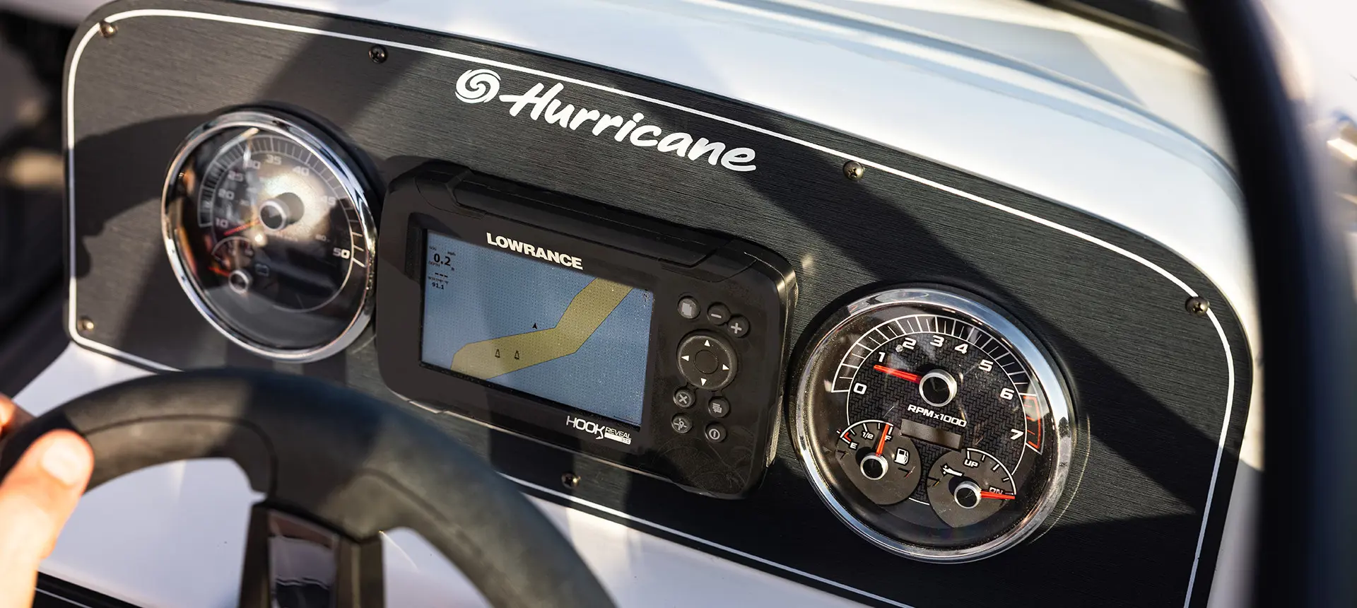 dashboard of hurricane sundeck 187 ob