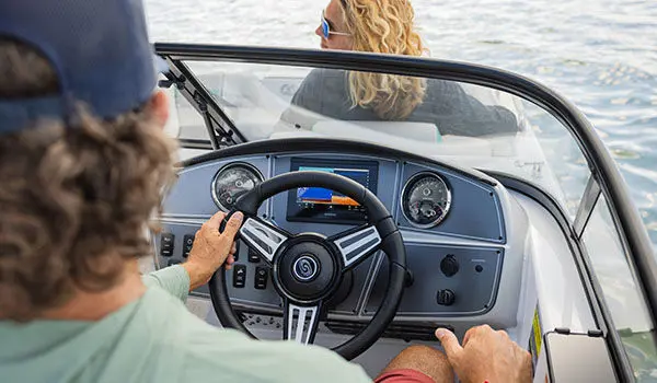 dashboard view of hurricane sundeck 217 ob
