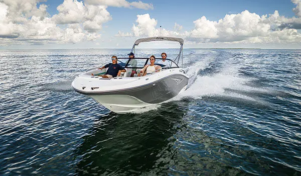 front end view of cruising hurricane sundeck 217 ob