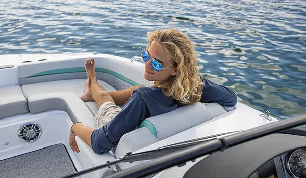 front seating on a hurricane sundeck 217 ob