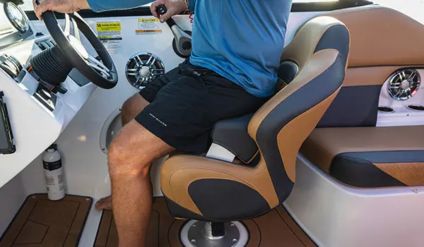 captains chair on a hurricane sundeck 2486 ob