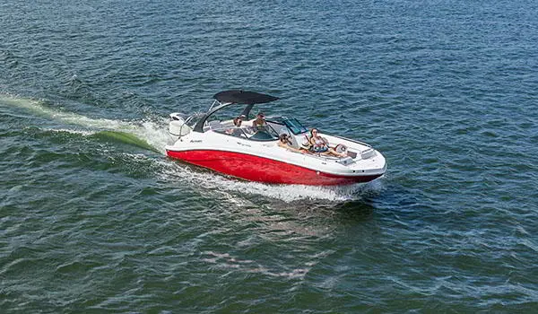 hurricane sundeck 2486 ob speeding on water