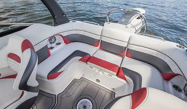 Rear seating on a Hurricane SunDeck 2486 OB.