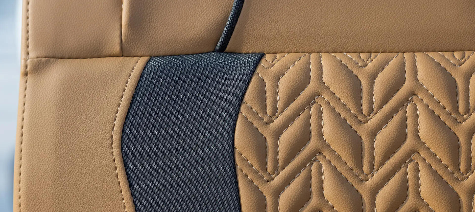 premium materials and seat stitching on a hurricane sundeck 2600 ob deck boat