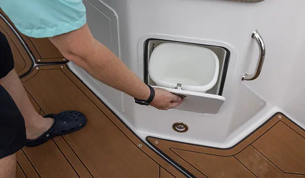 integrated trash can on a hurricane sundeck 2690 ob deck boat