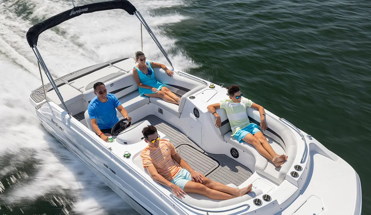 SunDeck Sport I/O Models - Inboard Sport Deck Boats