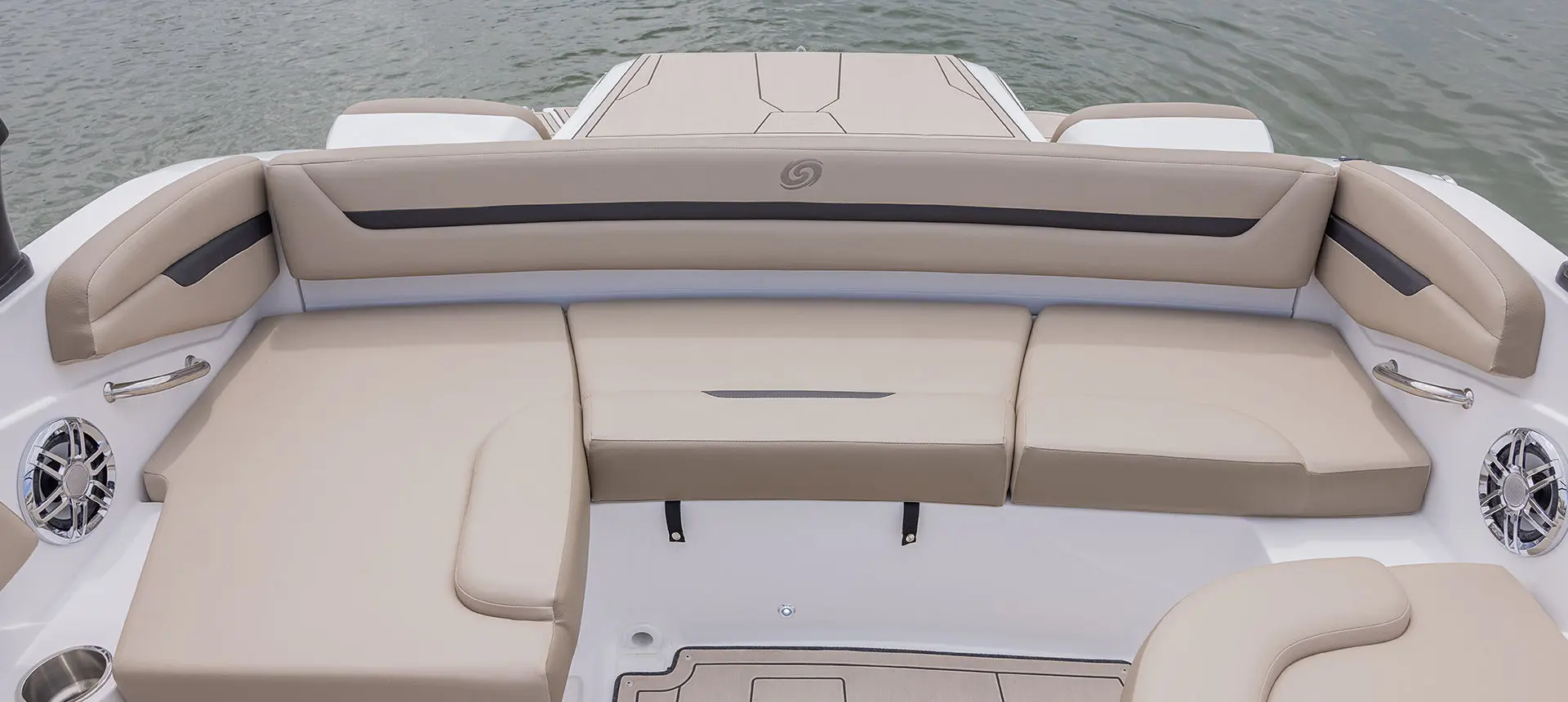 Stern seating on a Hurricane SunDeck Sport I/O deck boat.