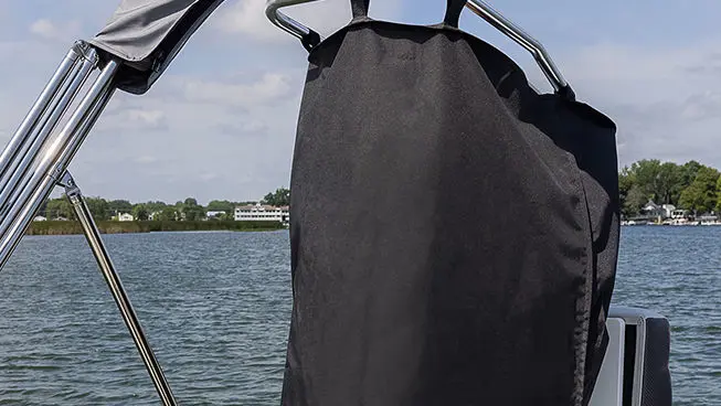 Pop up changing room on a Hurricane SunDeck Sport OB boat.