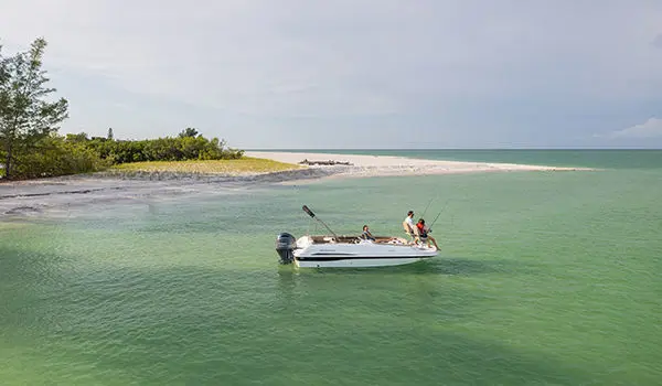 Specs: SunDeck Sport 201 OB | Hurricane Deck Boats