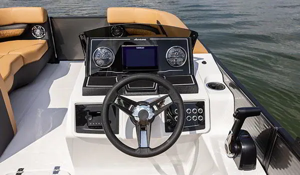 Console on a Hurricane FunDeck 2360 SBC OB.