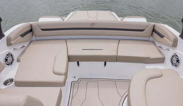 Stern seating on a Hurricane SunDeck Sport 205 IO deck boat.