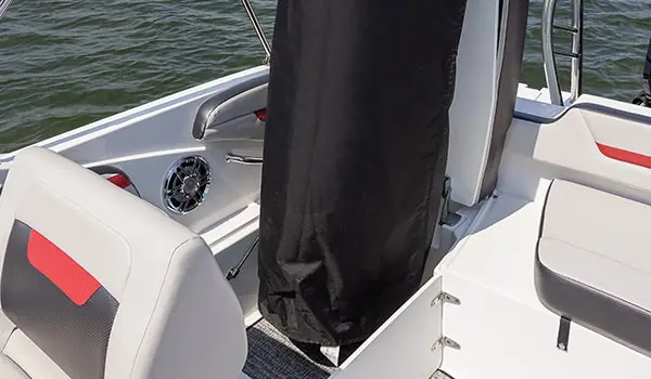 Pop up changing room on a Hurricane SunDeck Sport 205 OB deck boat.