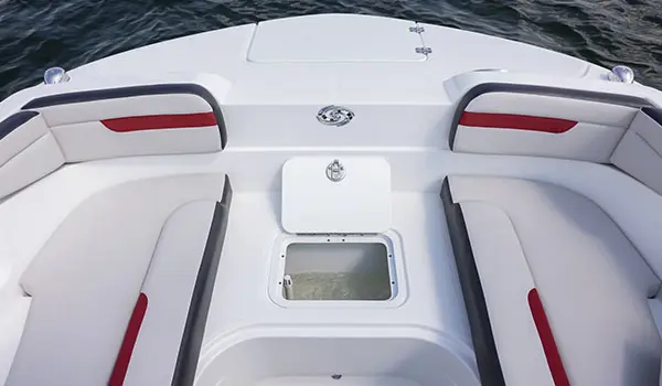 Livewell on a Hurricane SunDeck Sport 205 OB deck boat.