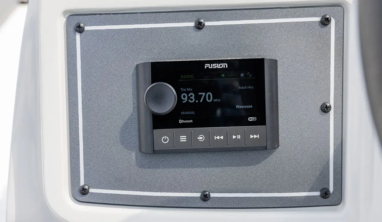 fusion audio deck on a hurricane fundeck boat