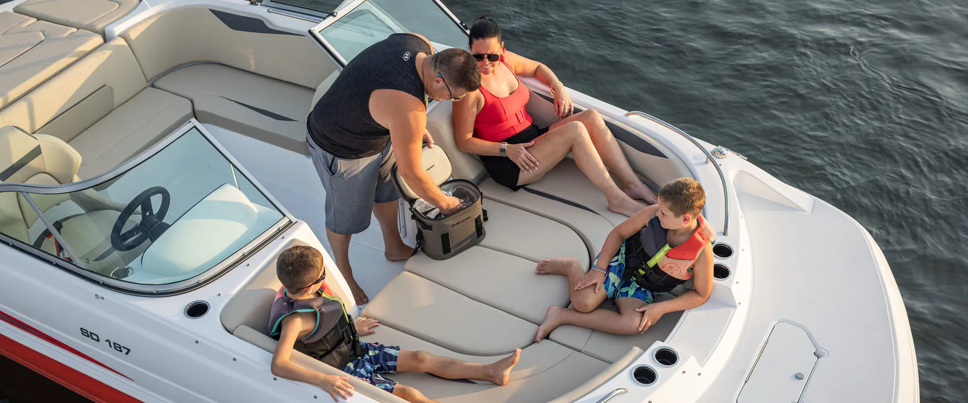 Hurricane Deck Boats Colors & Styles