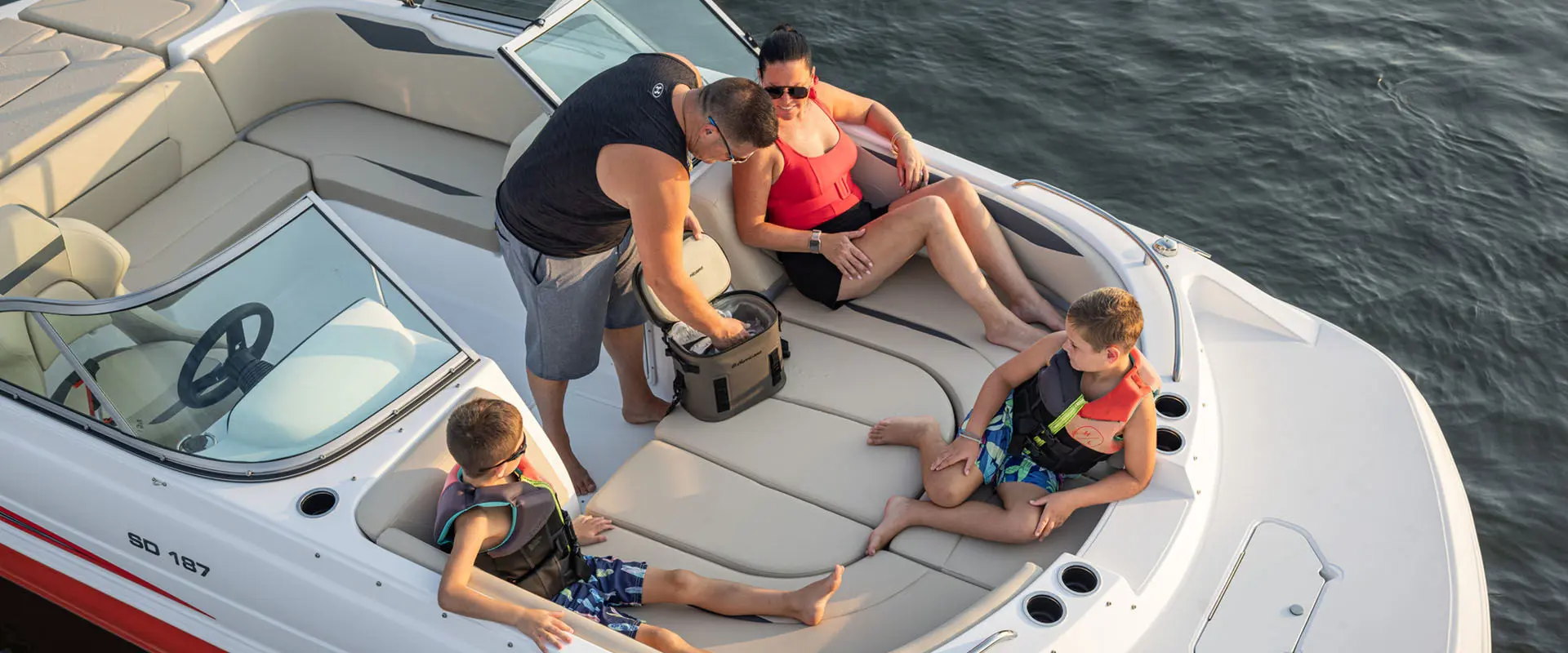 Hurricane Deck Boats Colors & Styles