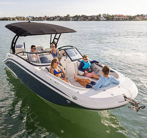 Power action tower on a Hurricane SunDeck 2600 Outboard boat.