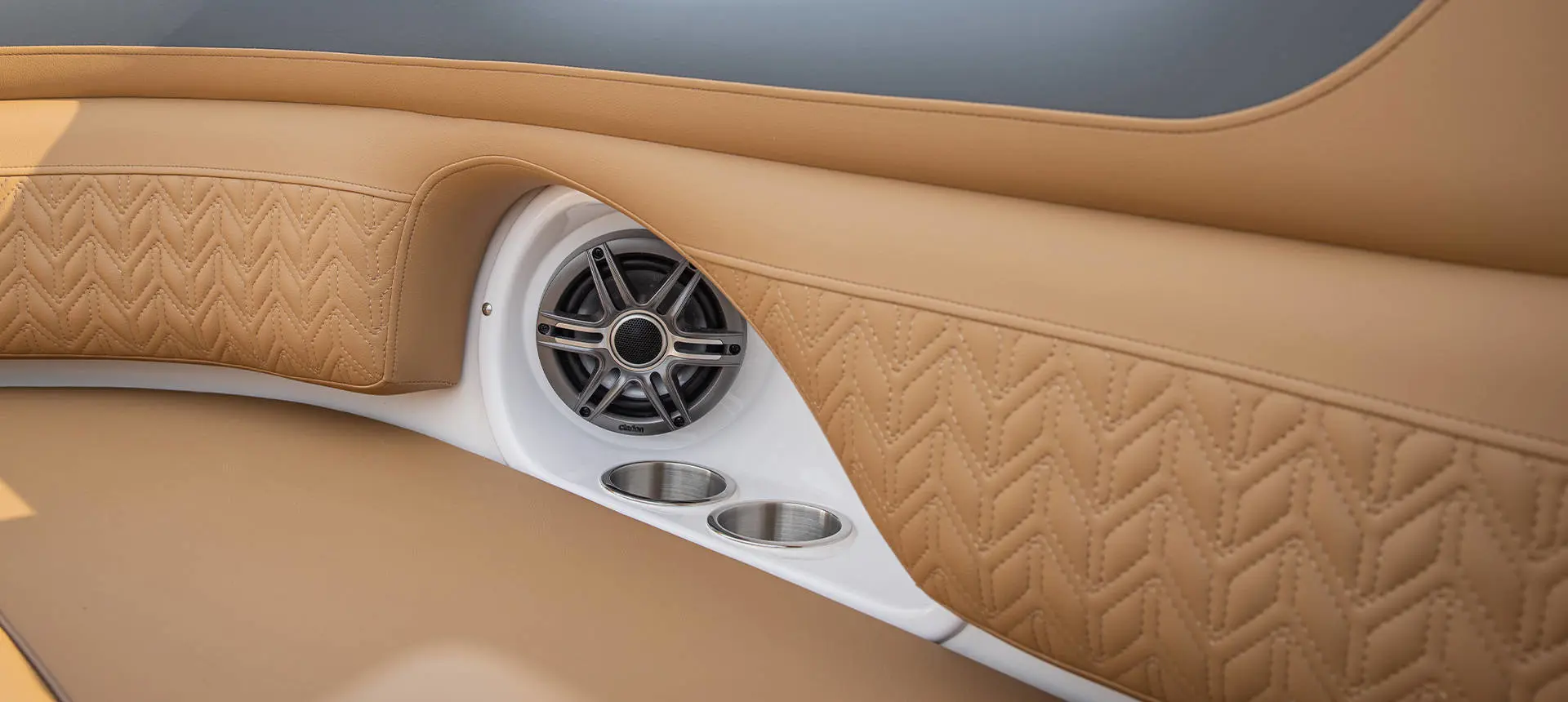 Quilted seating detail on a Hurricane SunDeck 2690 Outboard boat.