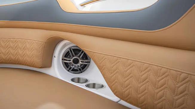 Quilted seating detail on a Hurricane SunDeck 2690 Outboard boat.