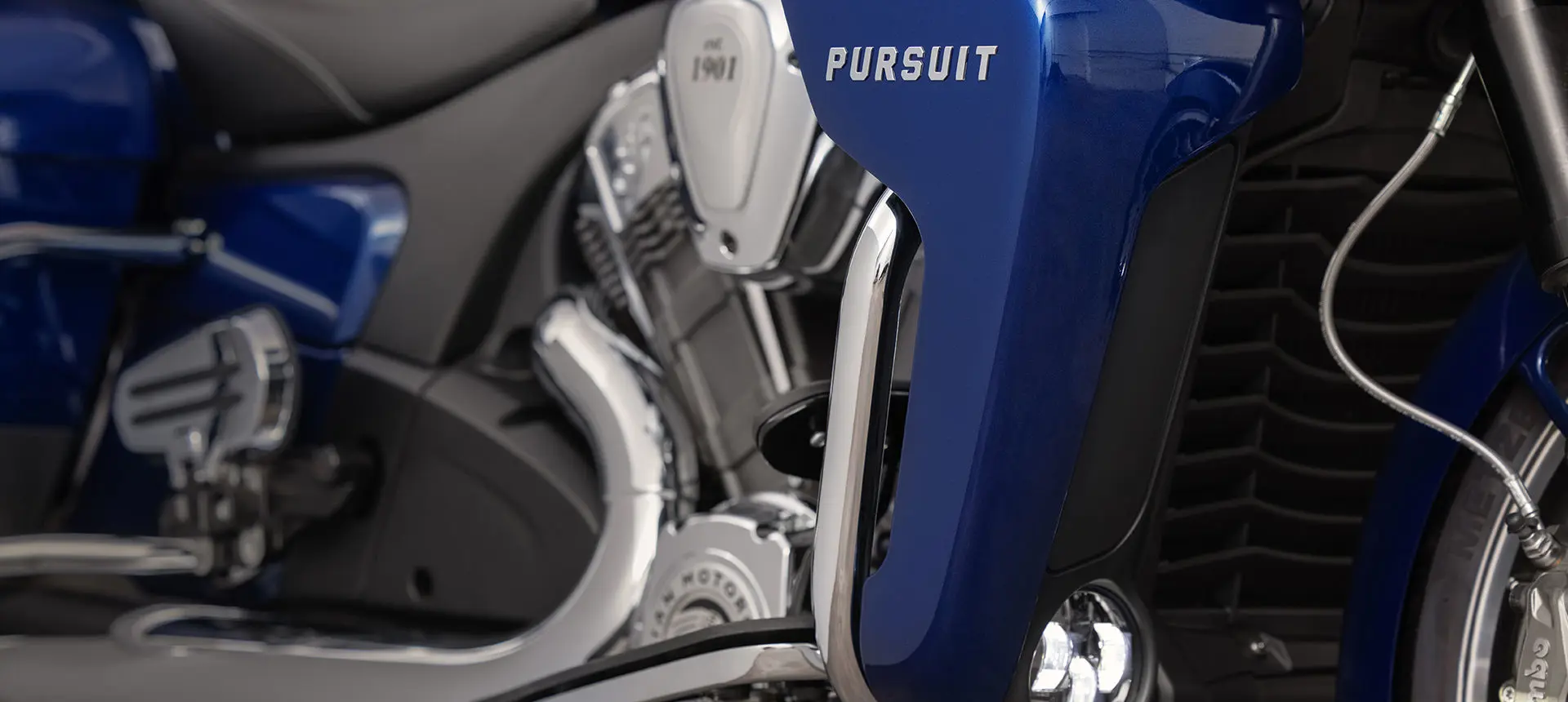 fenders on a indian pursuit motorcycle