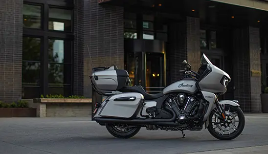 silver quartz smoke indian pursuit motorcycle