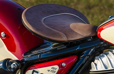 Espress brown floating saddle seat design on a Chief Vintage Sturgis, SD Edition Indian Motorcycle.