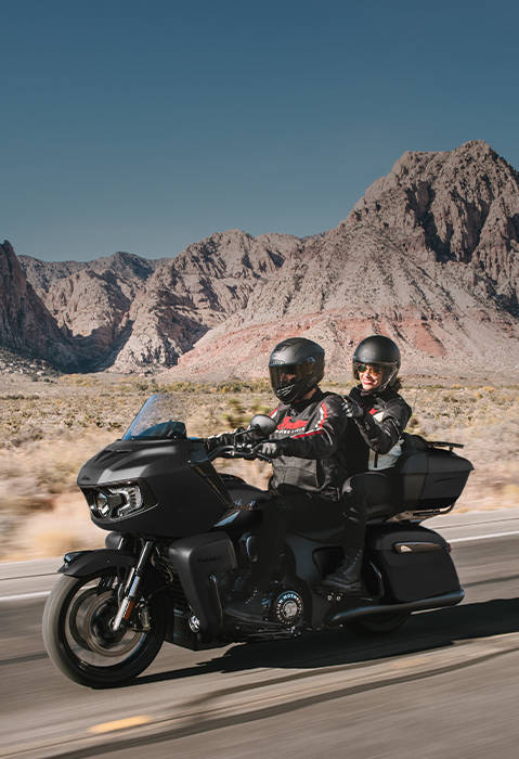 2026 Indian Pursuit Motorcycle EN-CA