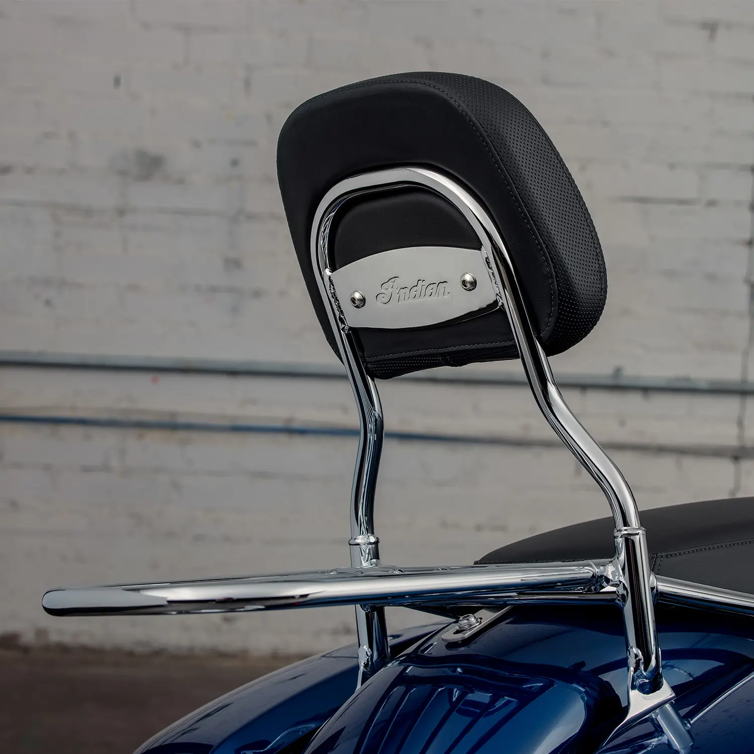 Quick Release Sissy Bar - 2884632-266 – Pikes Peak Indian Motorcycle