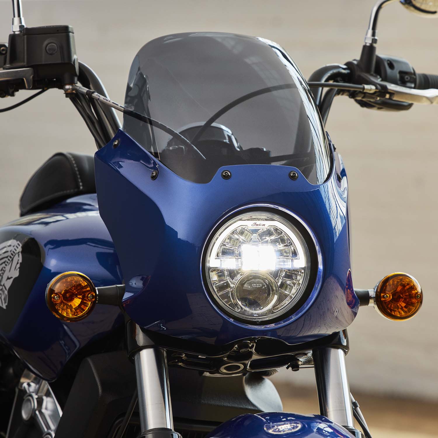 Pathfinder 5 3/4 in. Adaptive LED Headlight | Indian Motorcycle