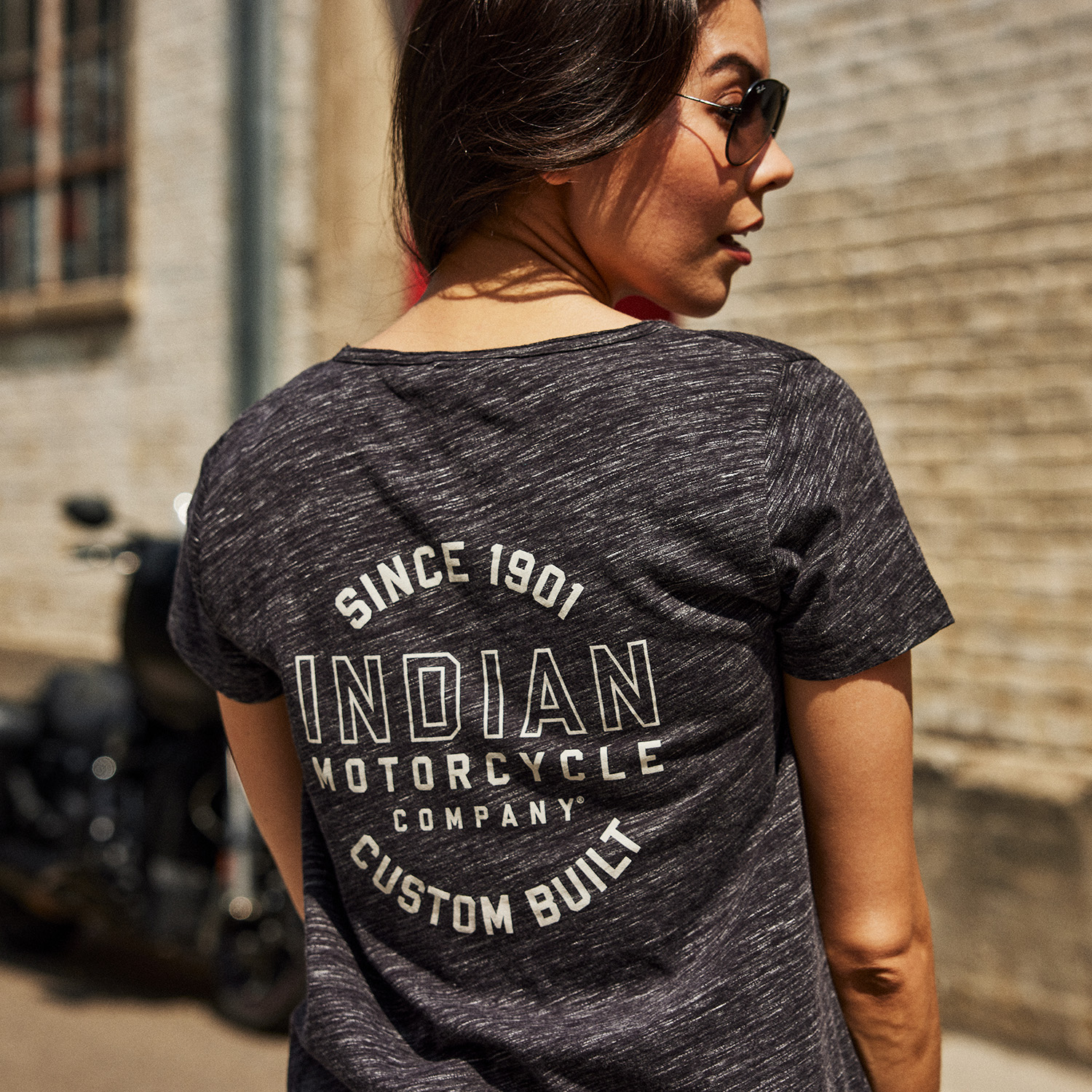 Women's Notch Neck Custom Built T-Shirt, Gray | Indian Motorcycle