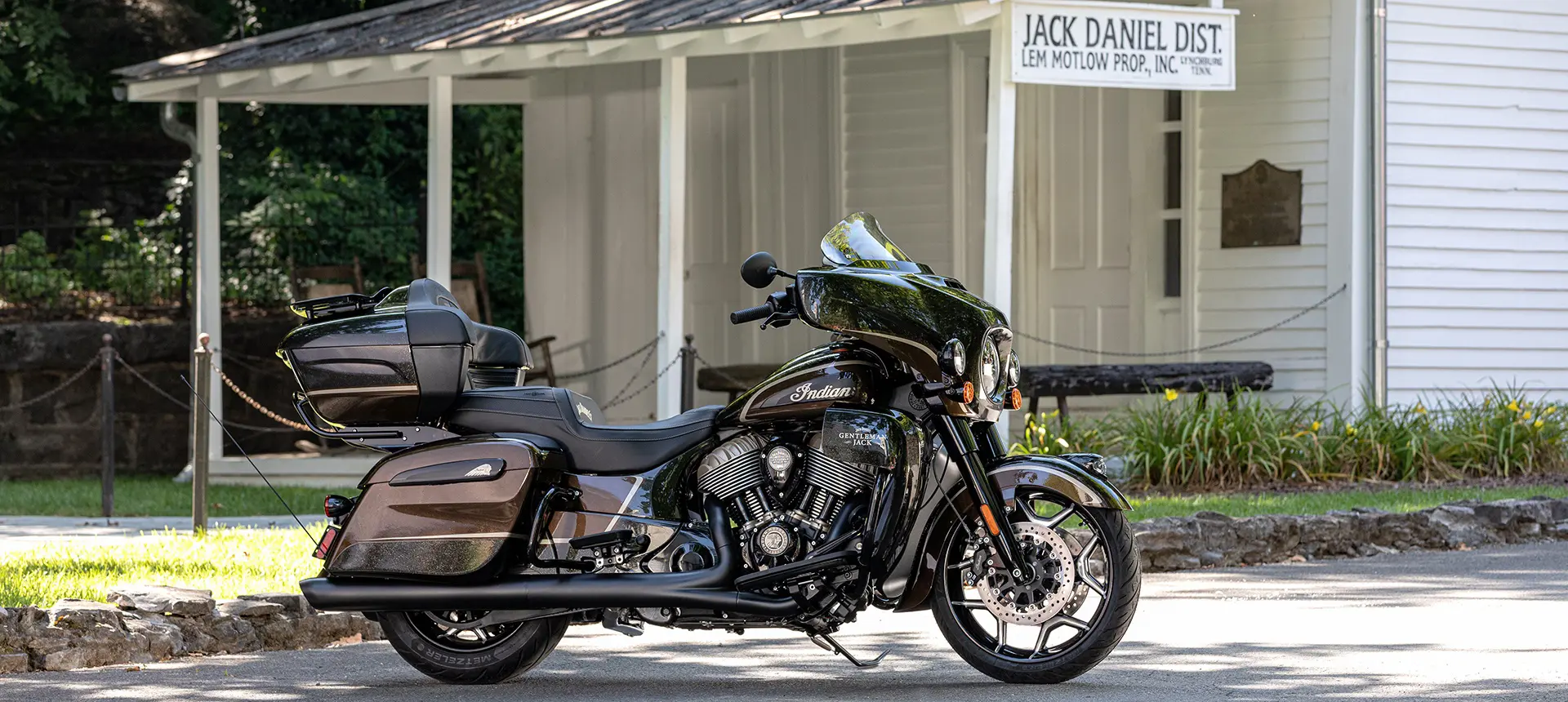 2020 Jack Daniel's Limited Edition Indian Roadmaster Dark Horse