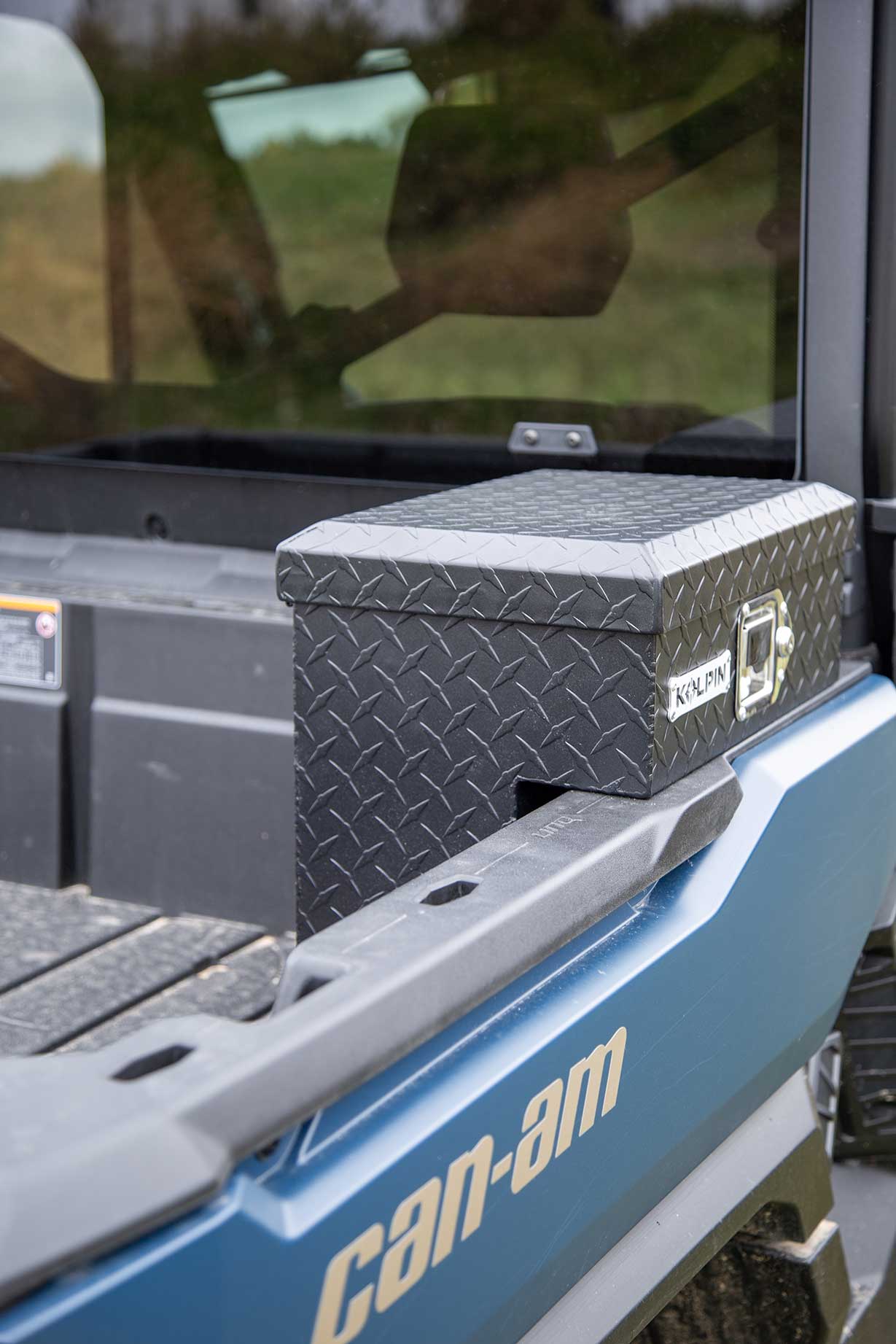 UTV Diamond Plate Bedside Saddle Box | Kolpin