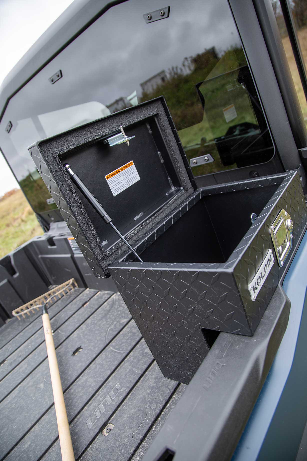 UTV Diamond Plate Bedside Saddle Box | Kolpin