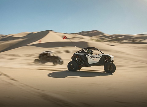 A driver seeing the real-time adjustments as DYNAMIX individually adjusts the damping force of each shock.