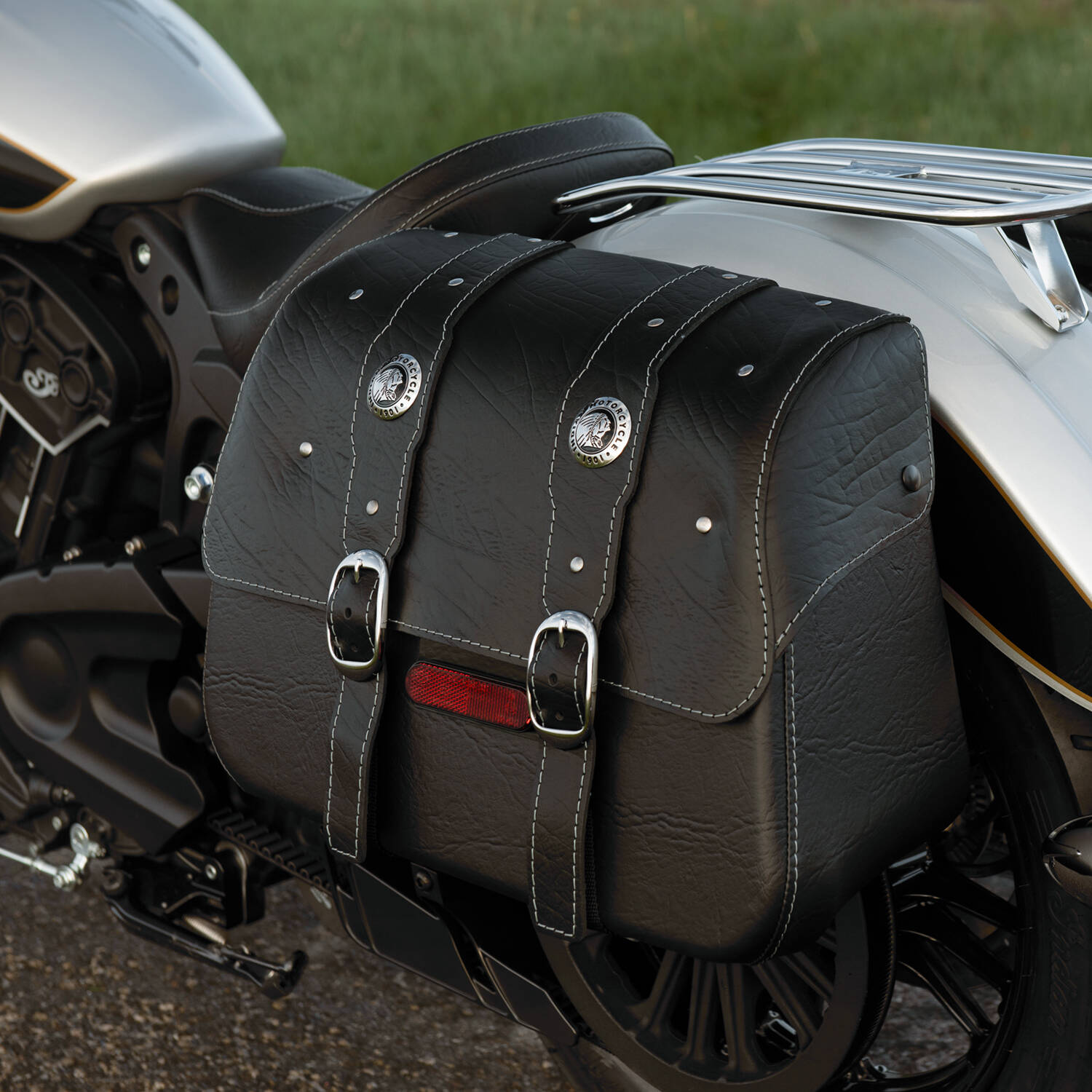 indian scout bobber saddlebags