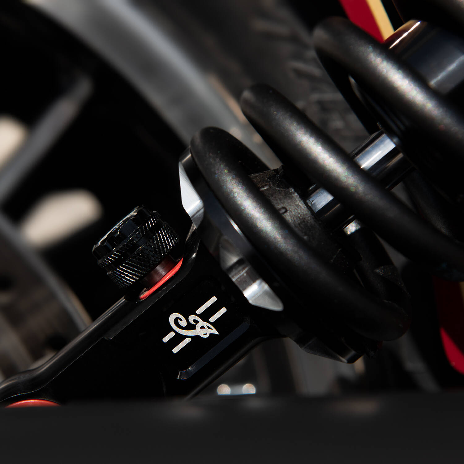 Performance Adjustable Rear Shocks by Fox® | Indian Motorcycle