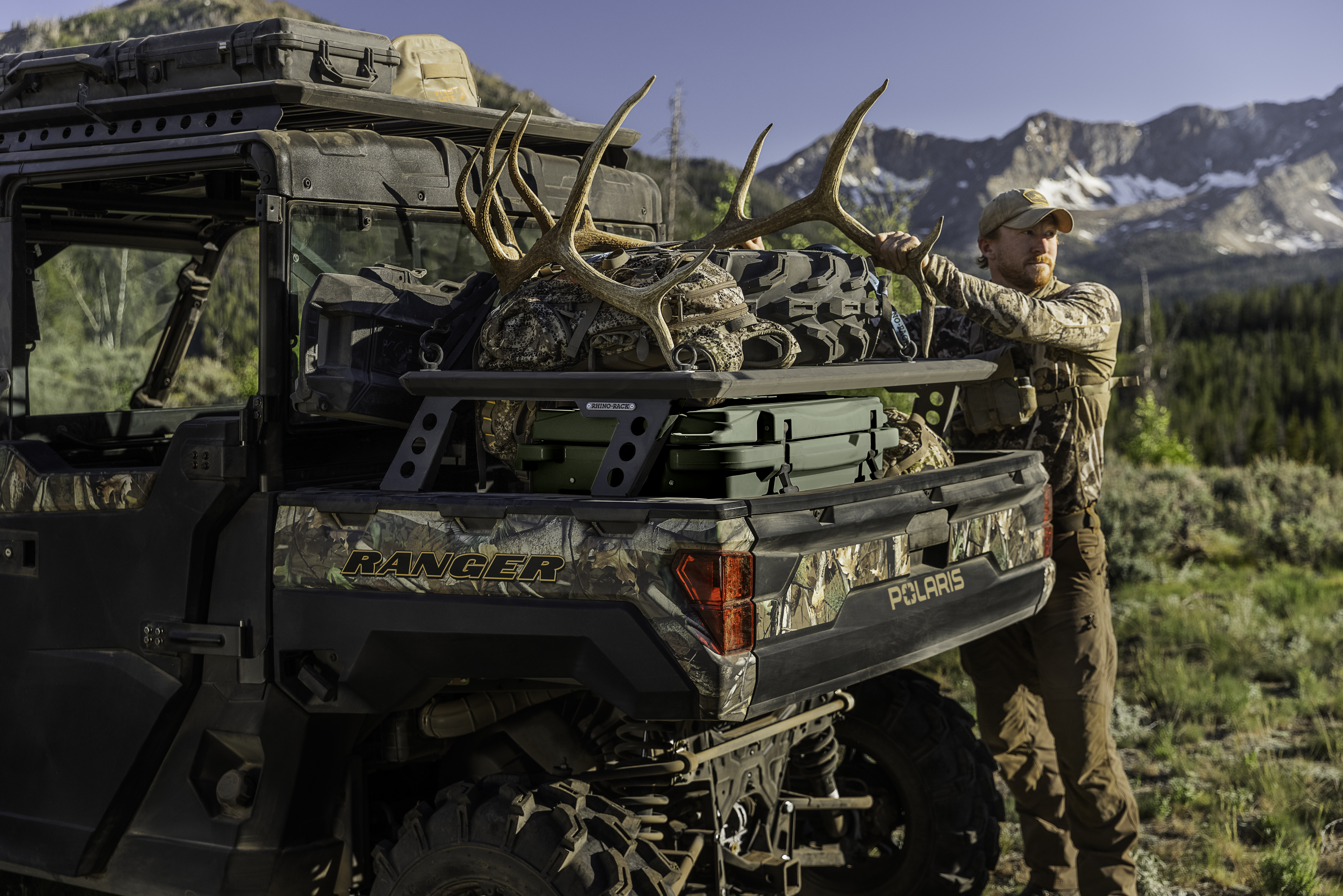 Polaris NorthStar 30 Quart Cooler