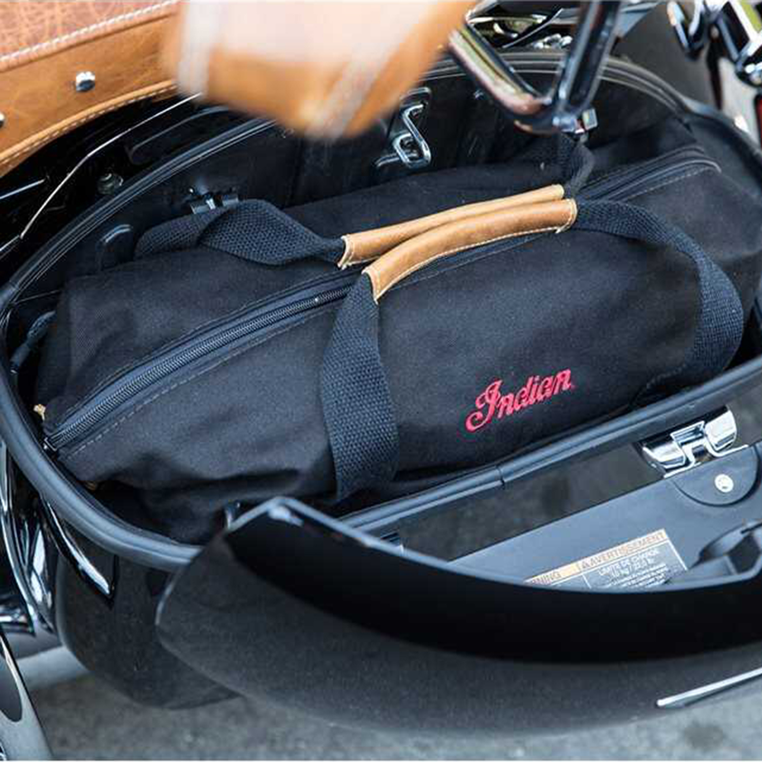 Deluxe Saddlebag Travel Bags in Black, Pair | Indian Motorcycle