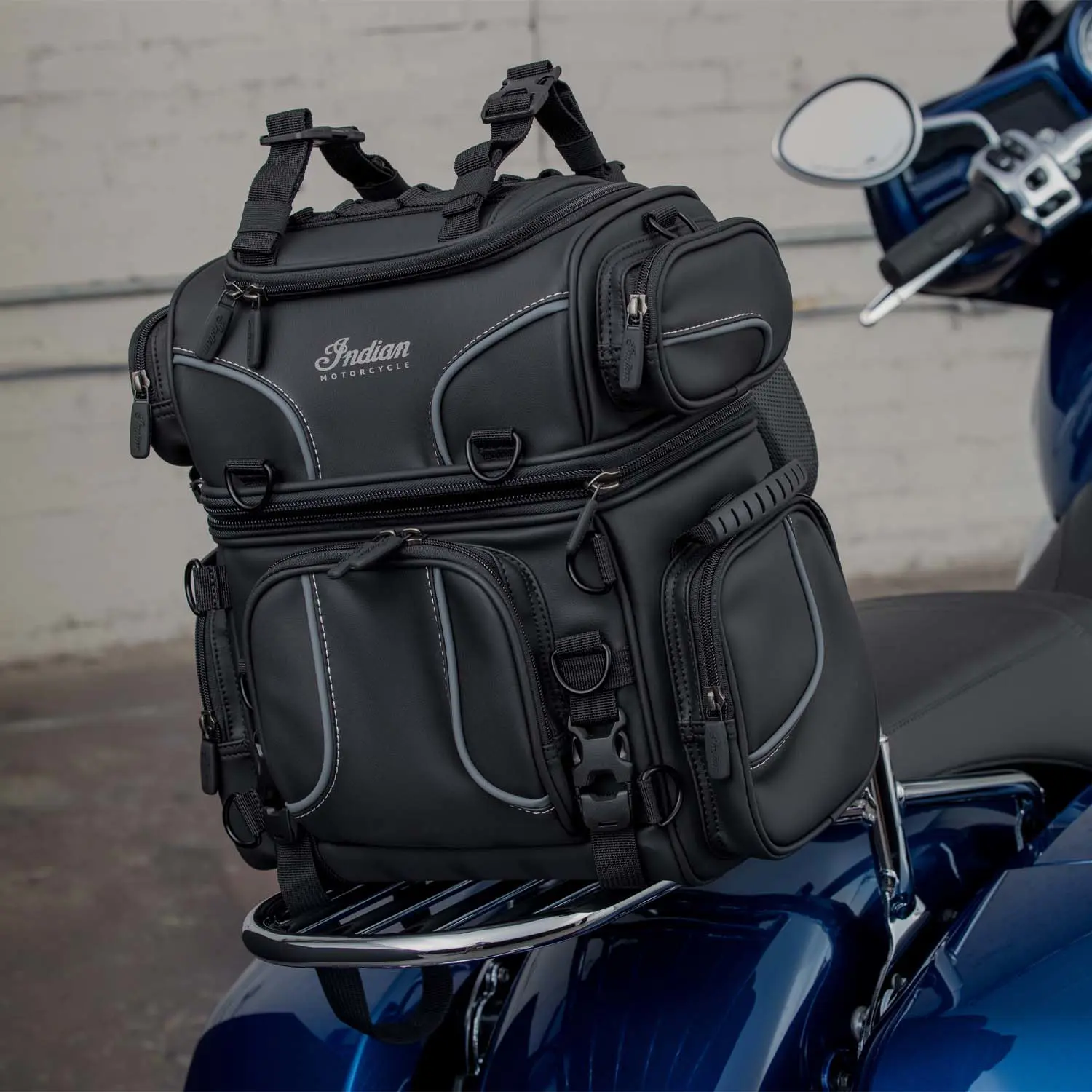 Spirit Lake Day Bag, Black Indian Motorcycle