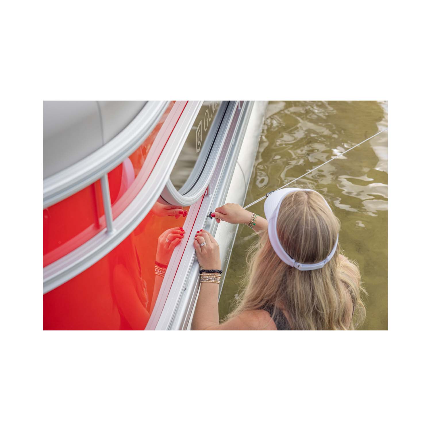 Click & Cruise Pontoon Sandbar Shade | Godfrey Pontoon EN-CA