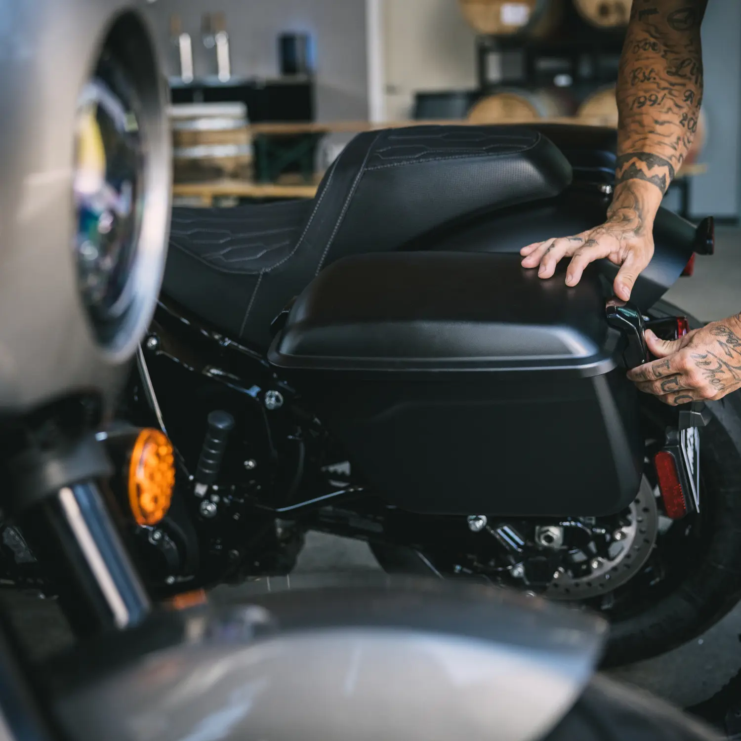 Locking Rigid Saddlebags Indian Motorcycle1