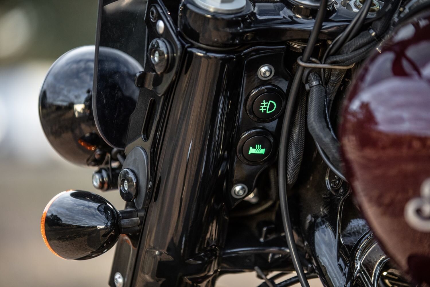 Nacelle Accessory Switch, Cruiser Black | Indian Motorcycle