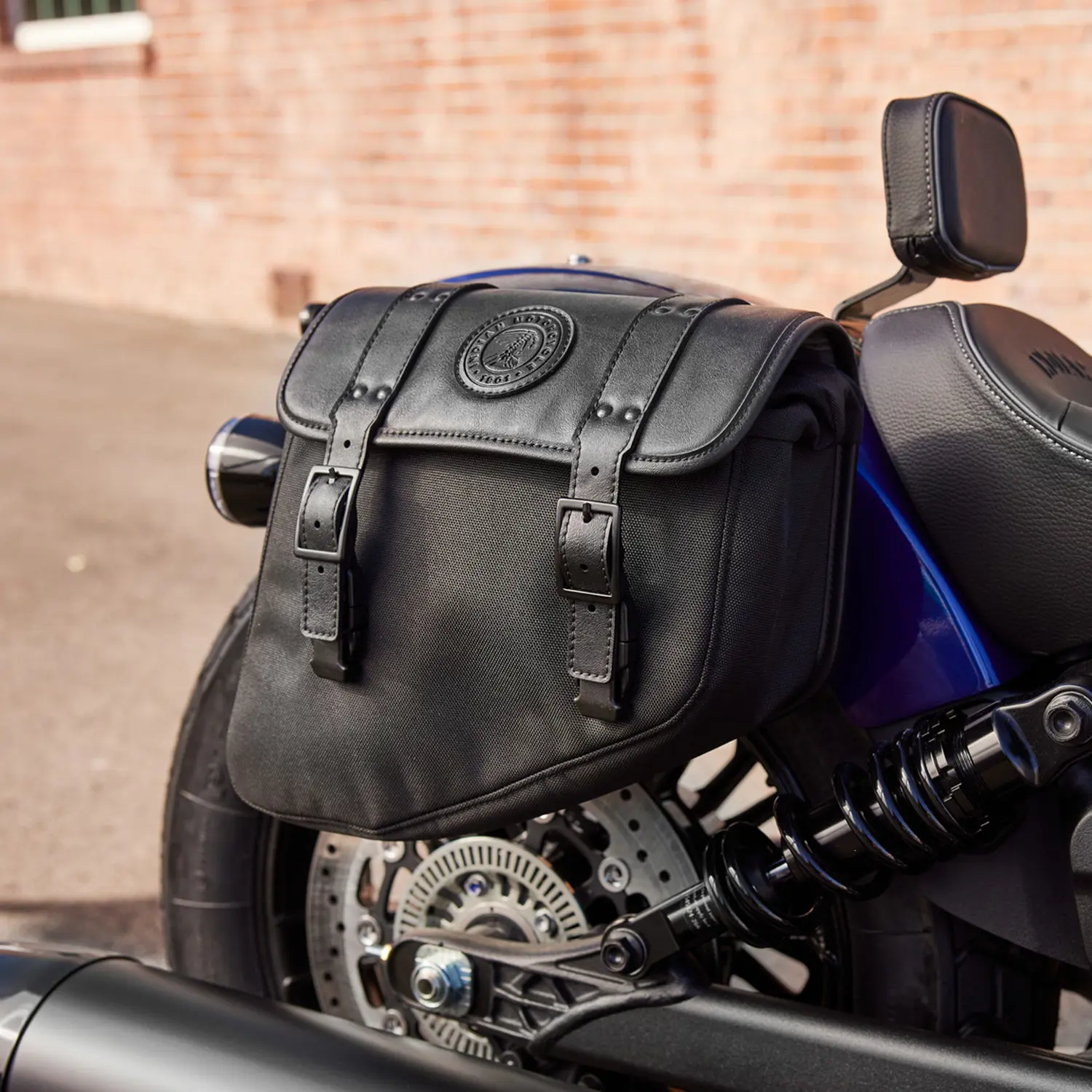 Indian Scout Bobber Saddlebags Rigid Saddlebags Indian® Scout® Bobber